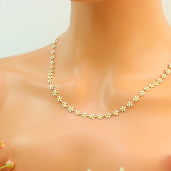 "New Beautiful Design Necklace Chain for Women/Girls, Gift, N702 - Picture 9 of 10